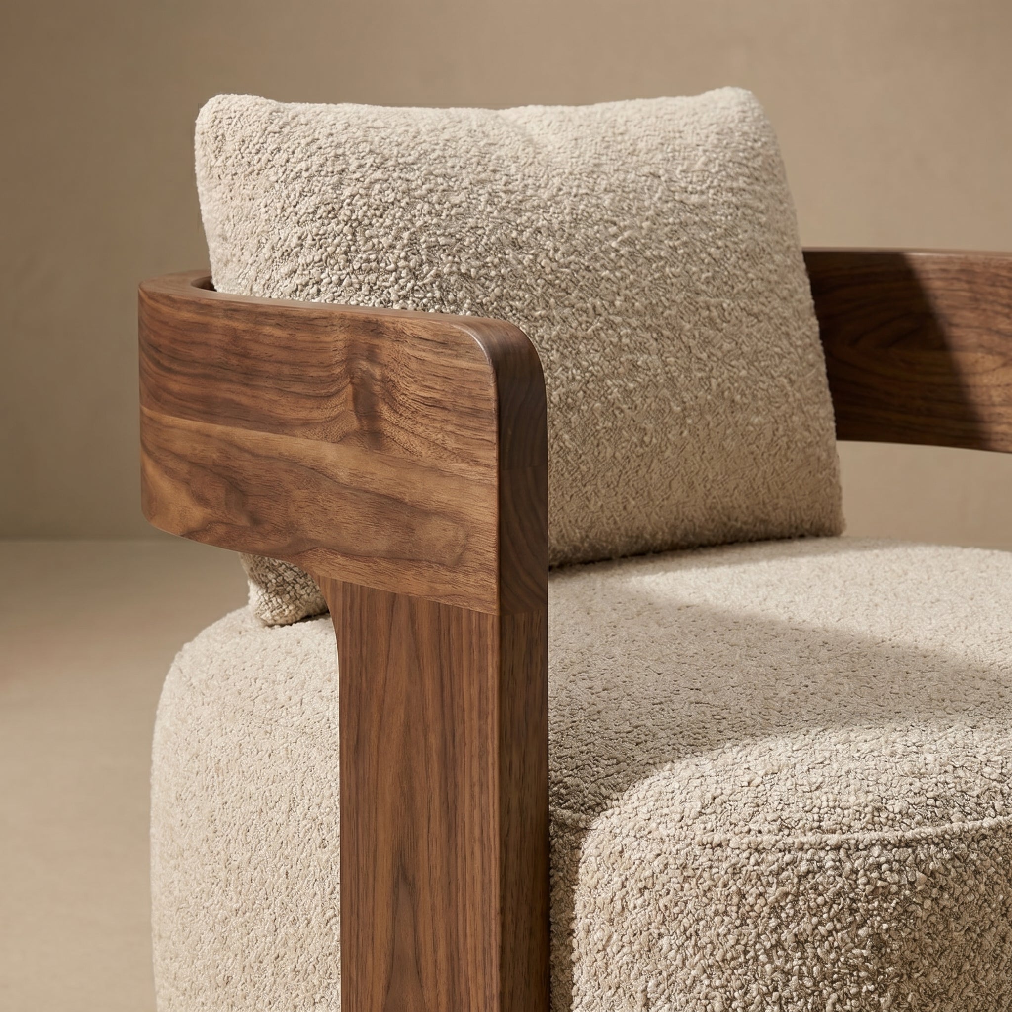 Solen Outdoor Lounge Chair