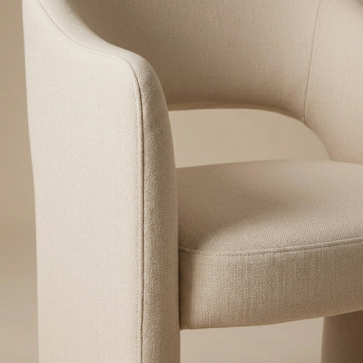 ISABELLA Sculptural Dining Chair