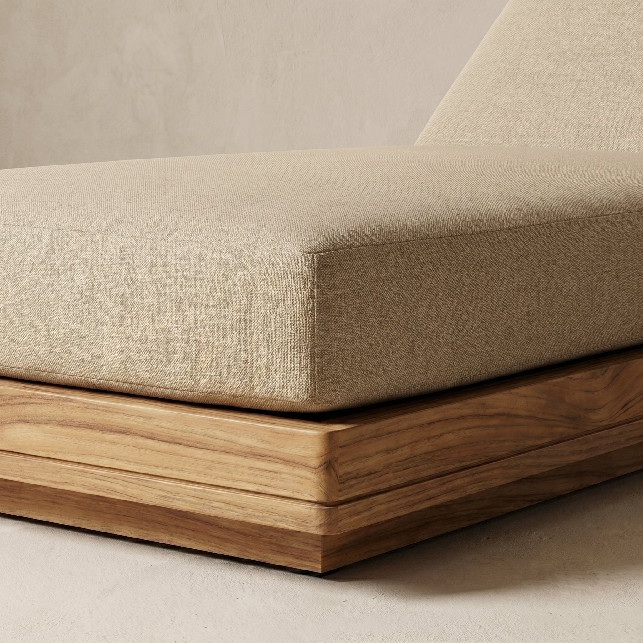 Solis Lounger