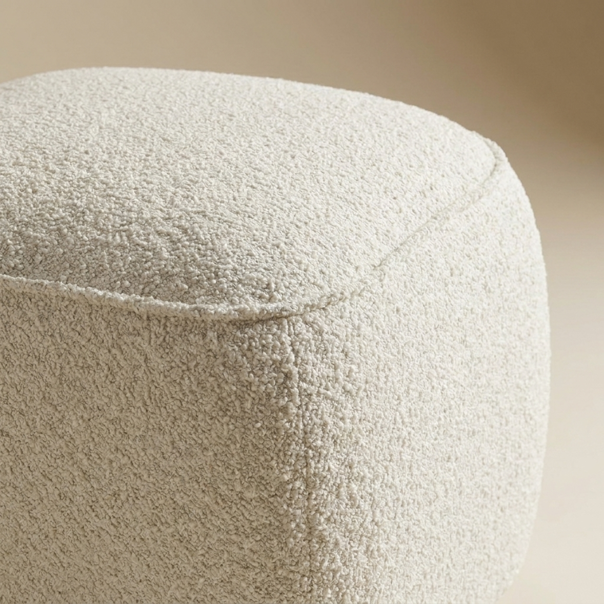 NOMA Bouclé Ottoman