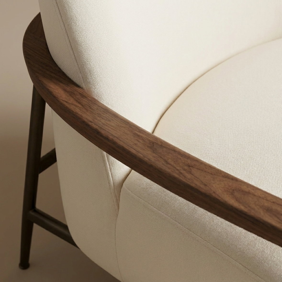 Zoria Vera Lounge Chair